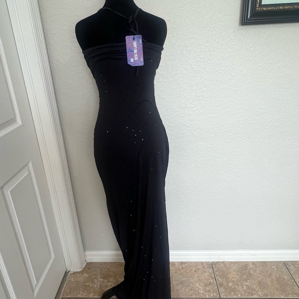 SET Active Strapless Black Dress with Silver Details caja 4 - Picture 4 of 5
